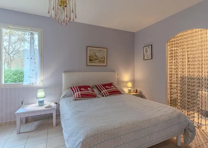 Ferienhaus Maison 8 Pers, Piscine Privee, Wifi, Proche Golf A - Fr-1-521-231 *