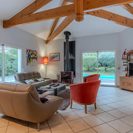 Maison 8 Pers, Piscine Privee, Wifi, Proche Golf A - Fr-1-521-231 Holiday home *