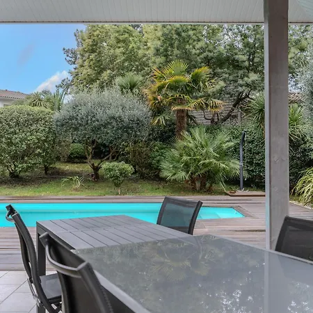 Casa vacanze Maison 8 Pers, Piscine Privée, Wifi, Proche Golf à - Fr-1-521-231 Biscarrosse